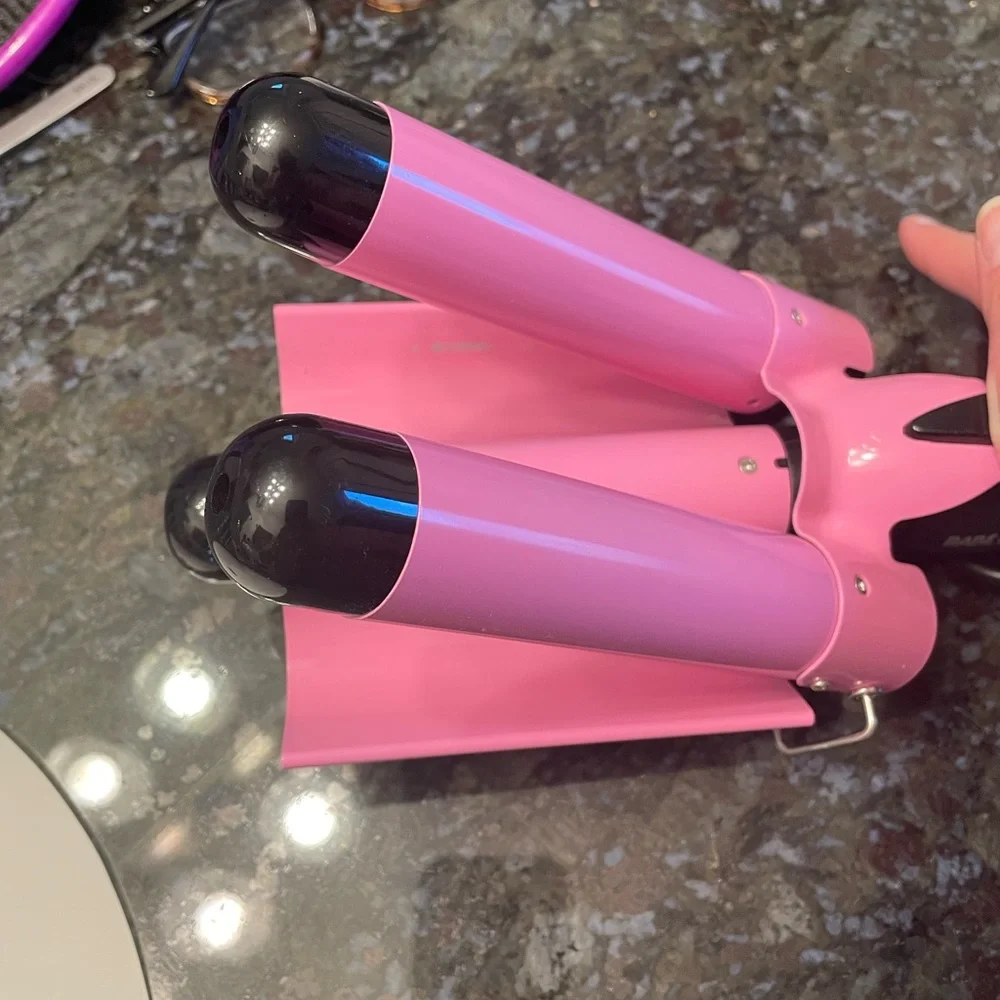 Babe Wave Pink Triple Barrel Waver for Women jumbo 1.25 barrel